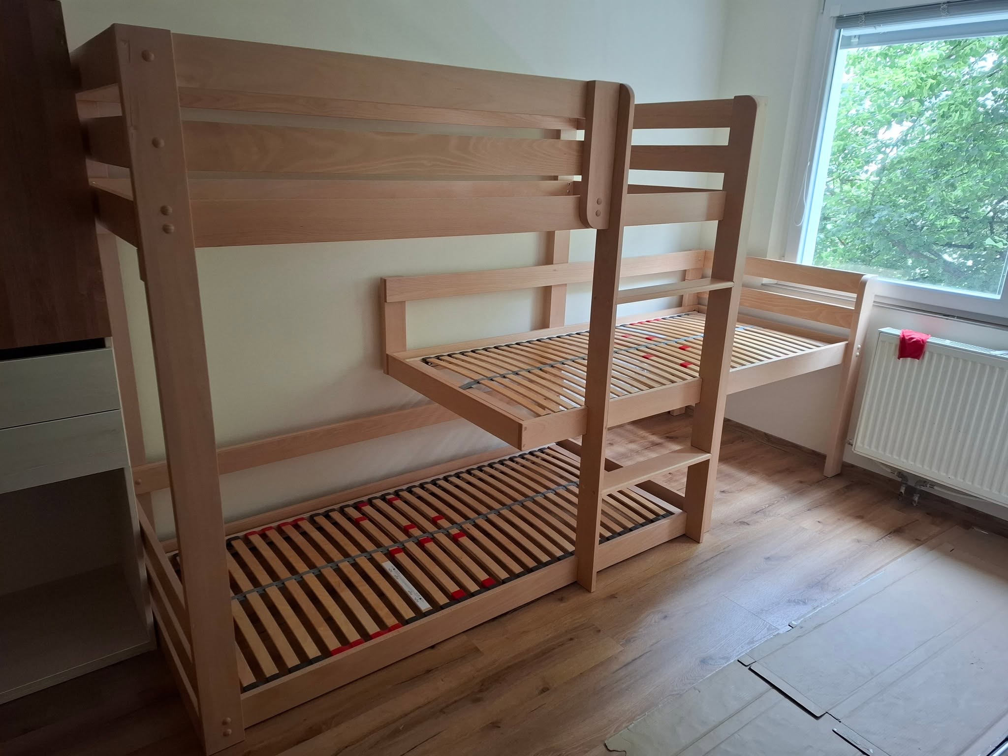 Posteľ podľa návrhu zákazníka