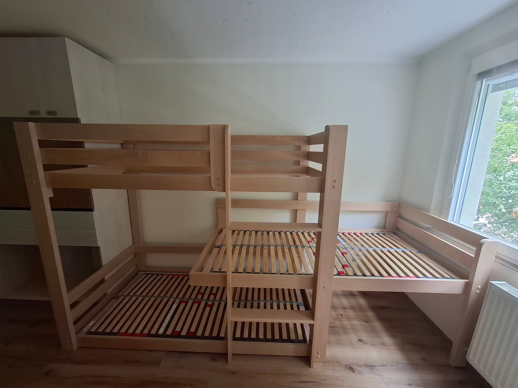 Posteľ podľa návrhu zákazníka